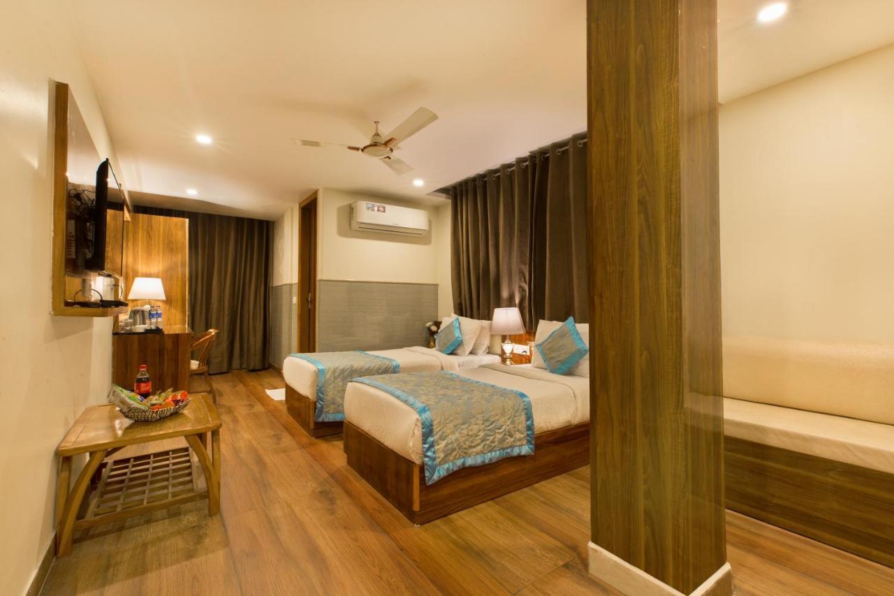Hotel Viva Palace New Delhi Luaran gambar